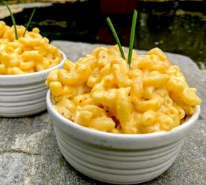 ST. PATRICK'S DAY IRISH CHEDDAR MAC